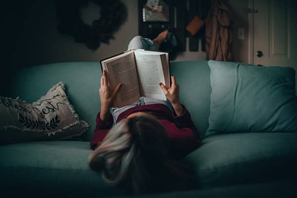 read more | woman reading book